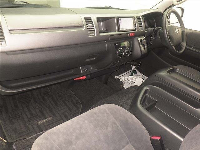 Toyota HIACE WAGON 2013 7564335-4