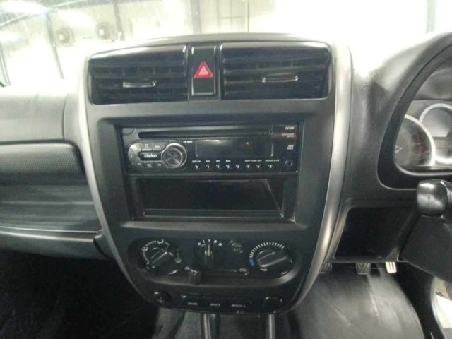 Suzuki JIMNY 2015 7569573-11