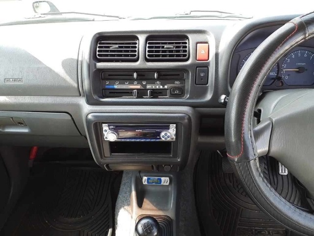 Suzuki JIMNY 2001 7569575-9