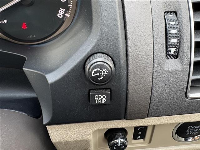Toyota LAND CRUISER PRADO 2020 7564442-13