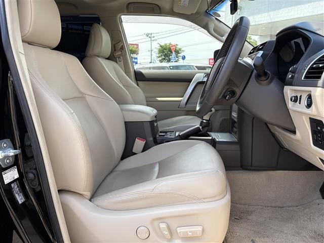 Toyota LAND CRUISER PRADO 2020 7564442-23
