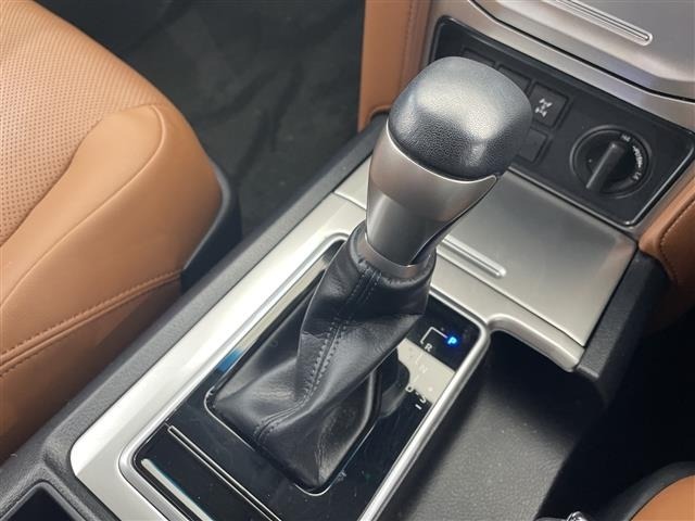 Toyota LAND CRUISER PRADO 2022 7564445-11