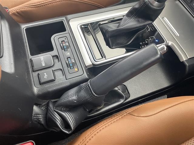 Toyota LAND CRUISER PRADO 2022 7564445-12