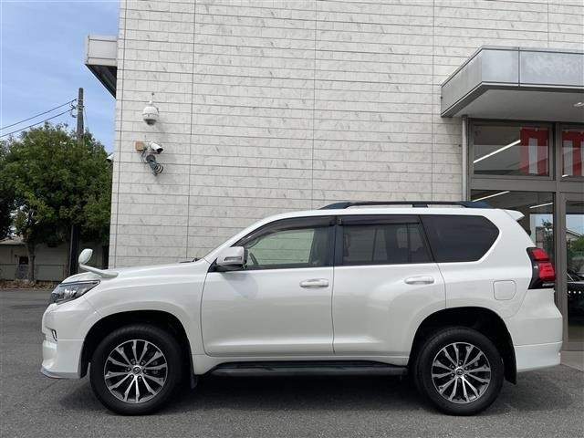 Toyota LAND CRUISER PRADO 2017 7564446-18