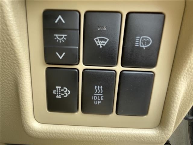 Toyota LAND CRUISER PRADO 2015 7564448-10