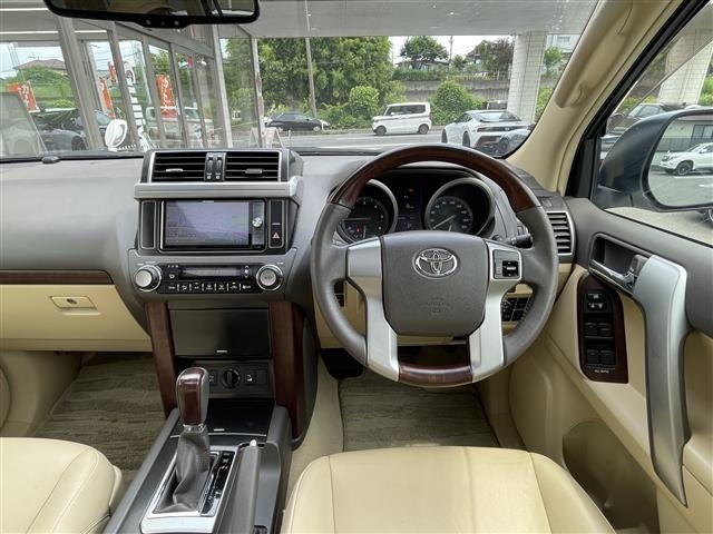 Toyota LAND CRUISER PRADO 2015 7564448-3