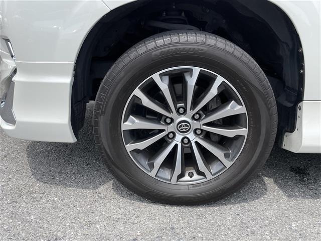 Toyota LAND CRUISER PRADO 2017 7564449-10