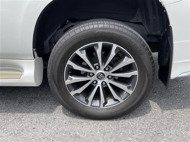 Toyota LAND CRUISER PRADO 2017 7564449-11