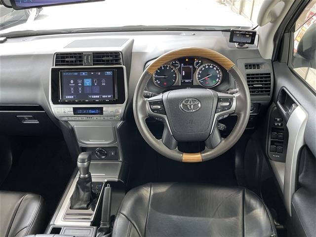 Toyota LAND CRUISER PRADO 2017 7564449-14