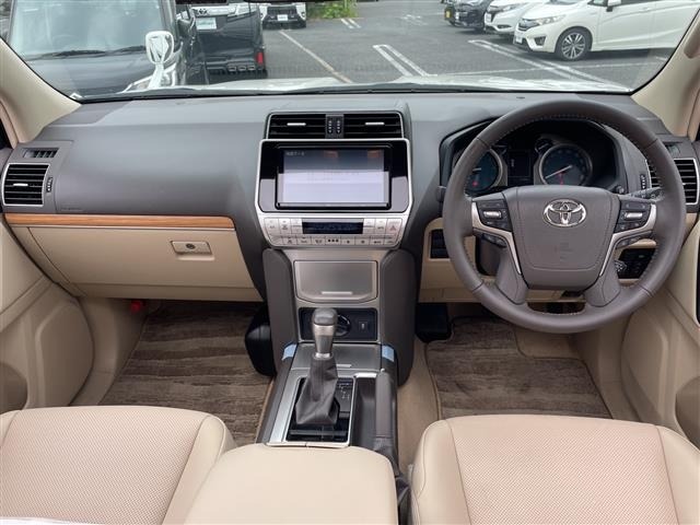 Toyota LAND CRUISER PRADO 2023 7564456-2