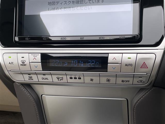 Toyota LAND CRUISER PRADO 2023 7564456-7