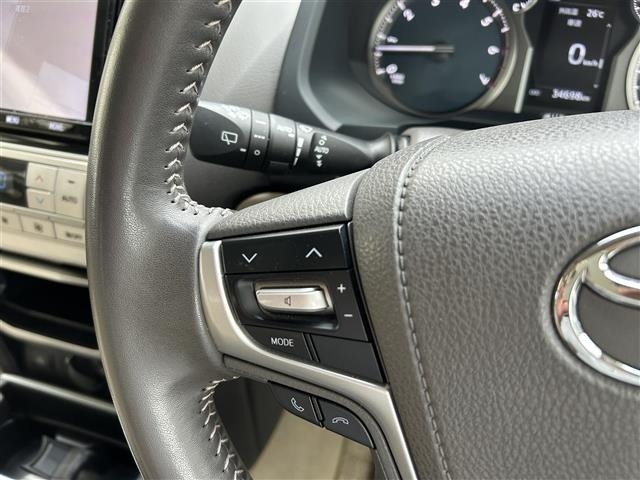 Toyota LAND CRUISER PRADO 2019 7564461-5