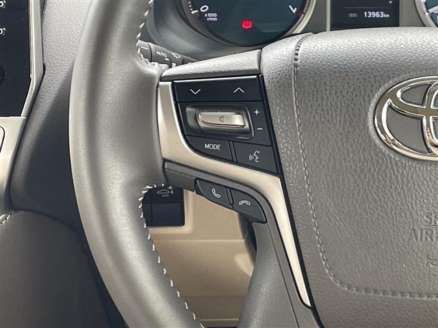 Toyota LAND CRUISER PRADO 2023 7564467-1