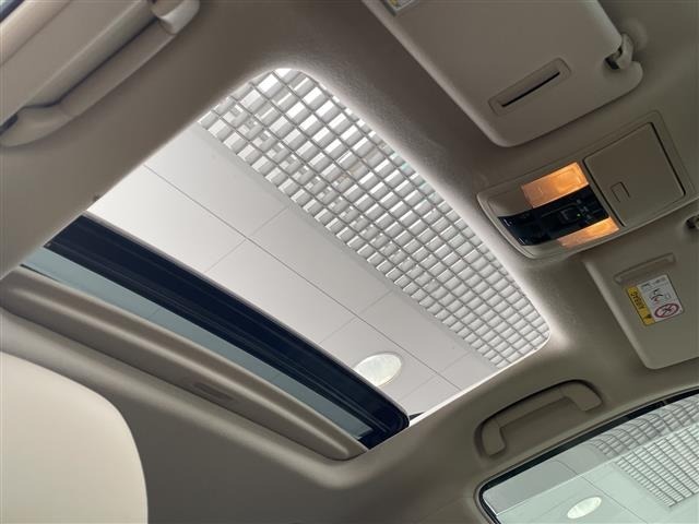Toyota LAND CRUISER PRADO 2023 7564467-18