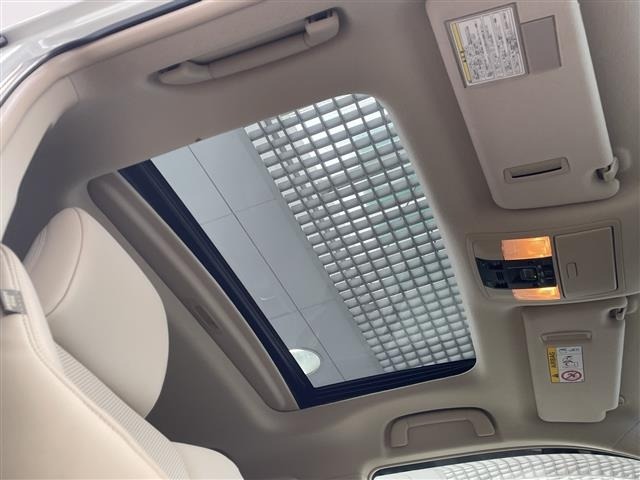 Toyota LAND CRUISER PRADO 2023 7564467-19