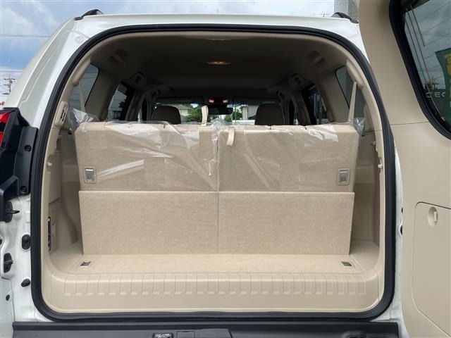 Toyota LAND CRUISER PRADO 2023 7564467-20