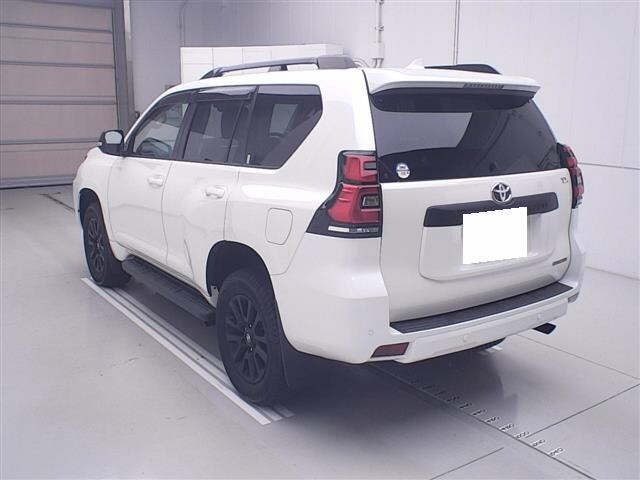 Toyota LAND CRUISER PRADO 2022 7564507-1