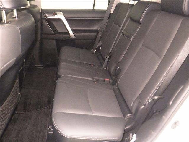 Toyota LAND CRUISER PRADO 2022 7564507-7