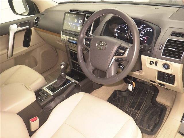 Toyota LAND CRUISER PRADO 2022 7564510-3