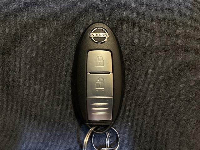 Nissan MARCH 2014 7567080-5