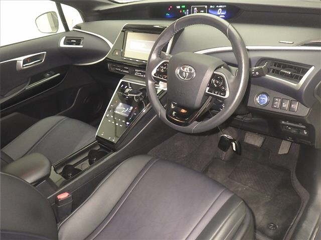 Toyota Mirai 2017 7569823-3