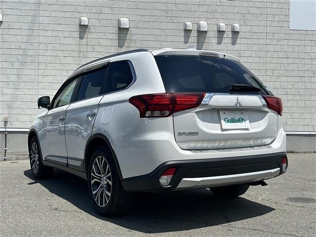 Mitsubishi OUTLANDER 2017 7566533-13