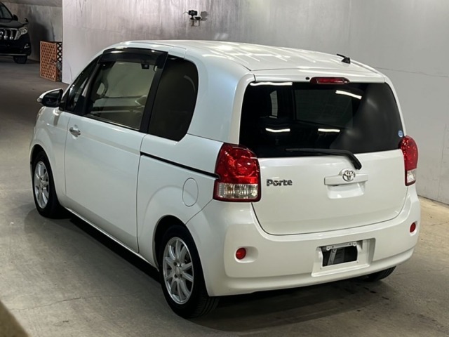 Toyota PORTE 2015 7564662-1