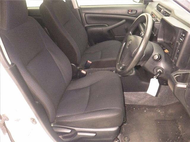 Toyota PROBOX VAN 2021 7570040-5