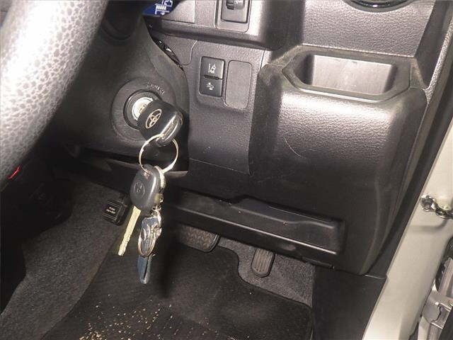 Toyota PROBOX VAN 2021 7570043-8
