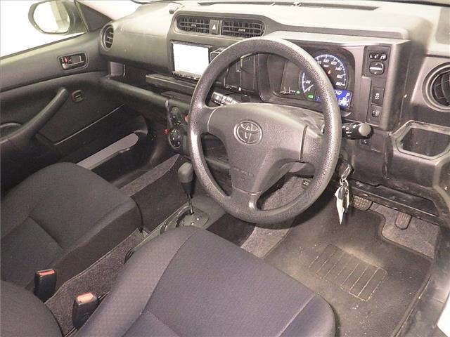 Toyota PROBOX VAN 2021 7570050-3