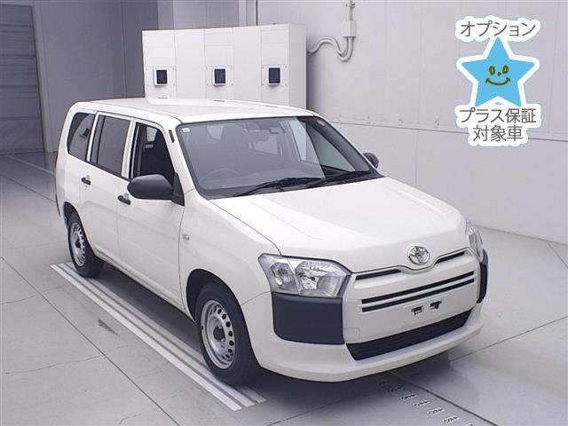 Toyota PROBOX VAN 2022 7570051-0