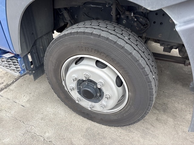 Hino PROFIA 2019 7567908-8