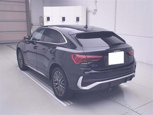 Audi Q3 2022 7569615-1