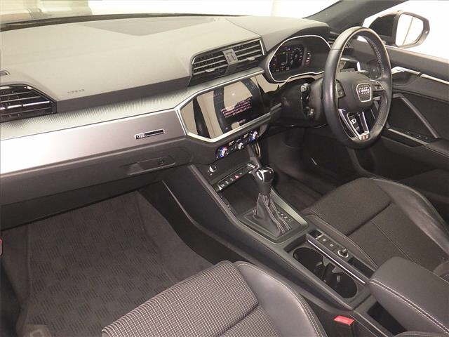 Audi Q3 2022 7569615-4