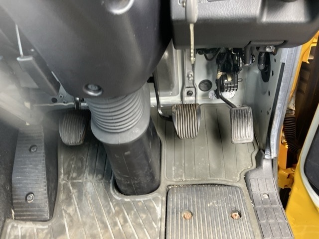 Hino RANGER 2015 7569813-4