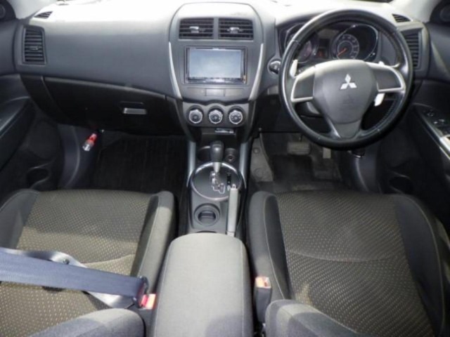Mitsubishi RVR 2013 7566477-3
