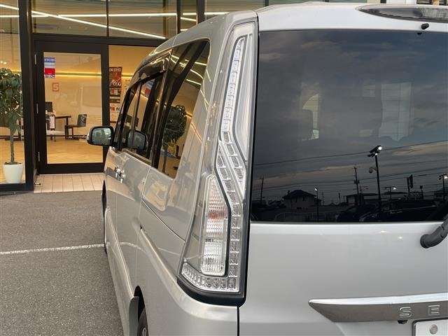 Nissan SERENA 2014 7565061-13