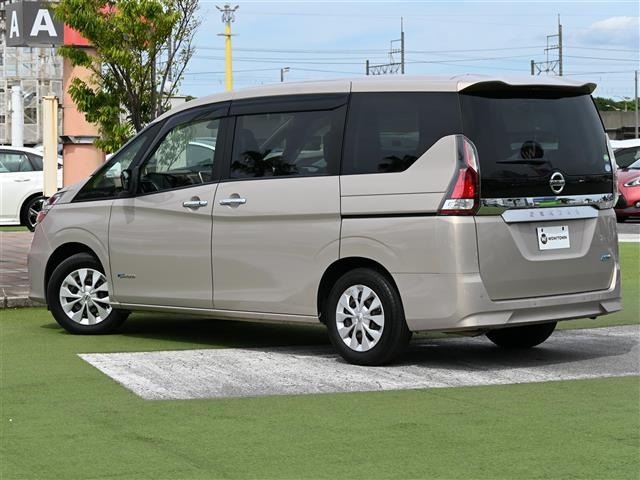 Nissan SERENA 2017 7565202-14