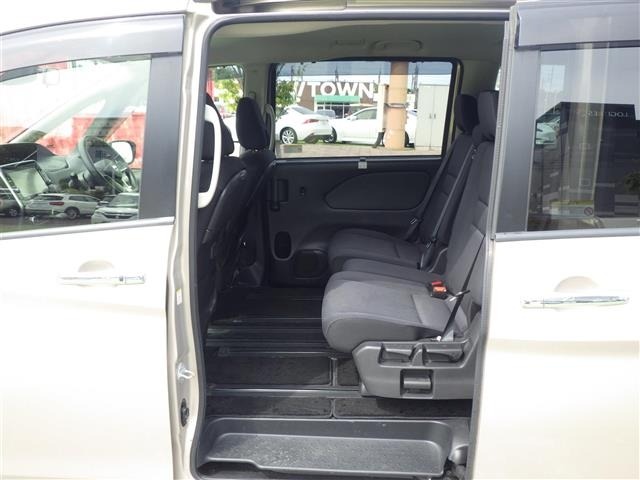 Nissan SERENA 2017 7565202-21