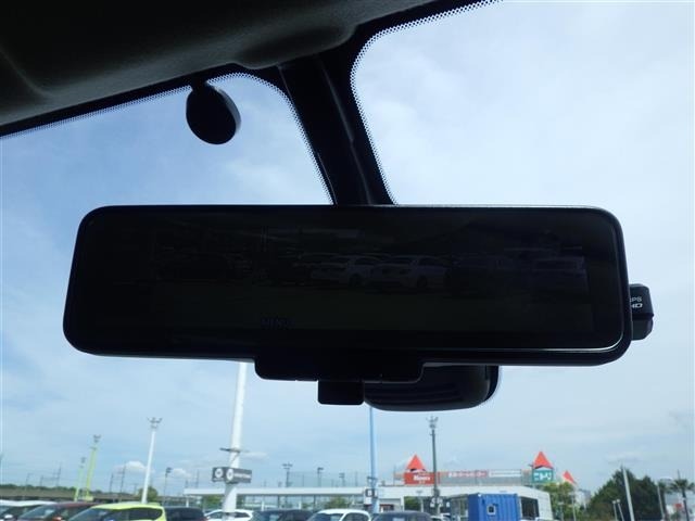 Nissan SERENA 2017 7565290-10