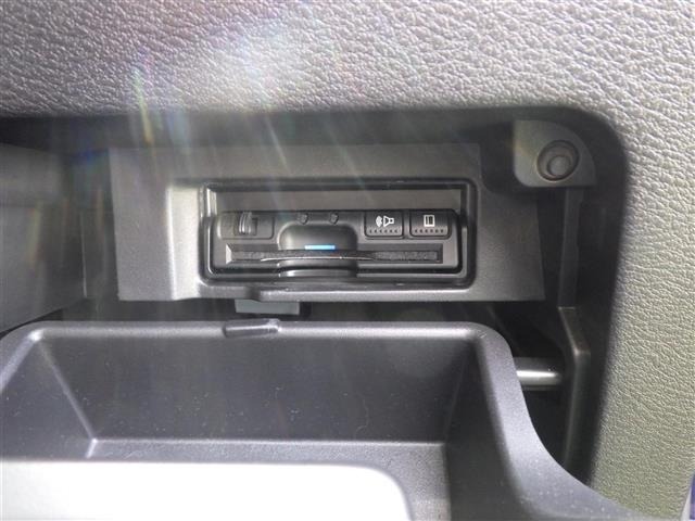 Nissan SERENA 2017 7565290-12