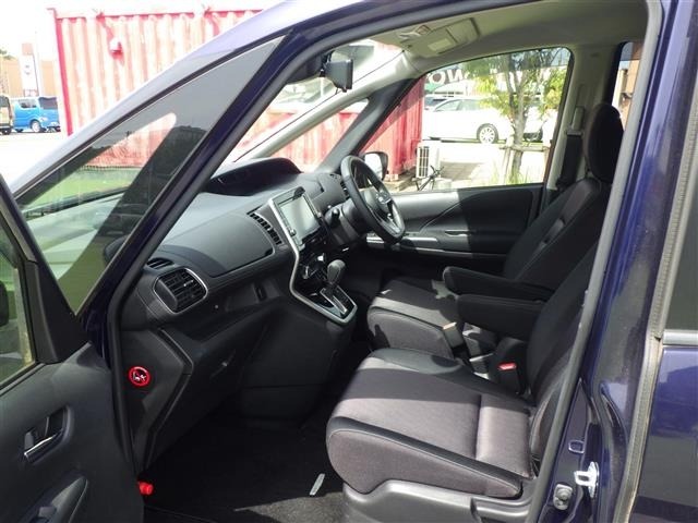 Nissan SERENA 2017 7565290-13