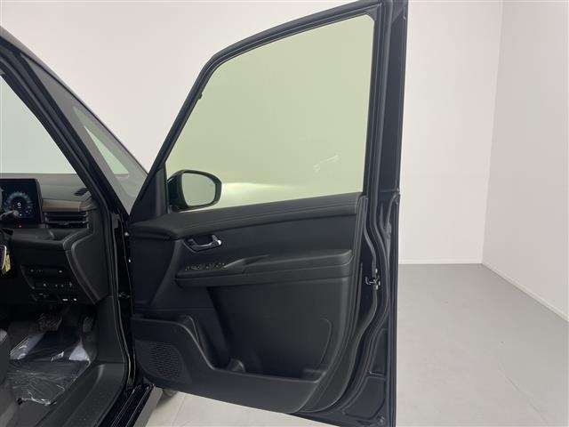 Nissan SERENA 2026 7565292-6
