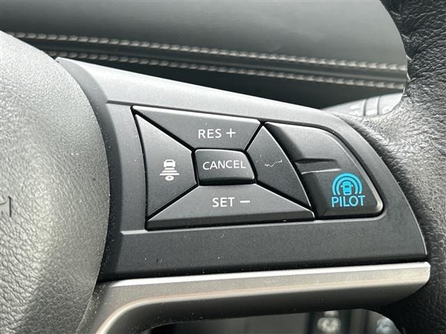 Nissan SERENA 2018 7565335-16