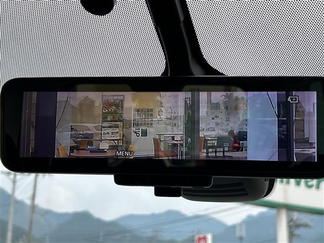 Nissan SERENA 2018 7565335-17
