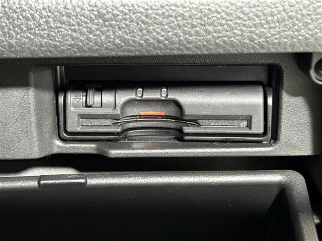 Nissan SERENA 2014 7565408-6