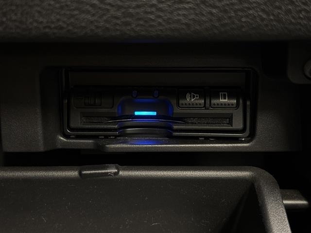 Nissan SERENA 2017 7565474-18