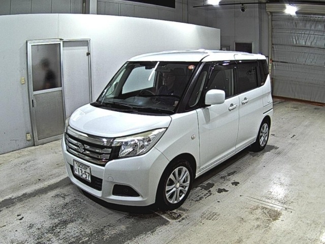 Suzuki SOLIO 2018 7568506-4