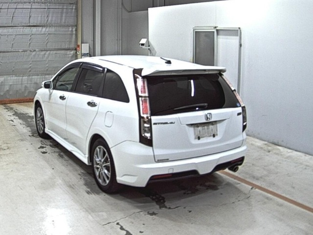 Honda STREAM 2015 7566290-1