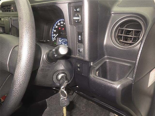 Toyota SUCCEED VAN 2019 7569998-8